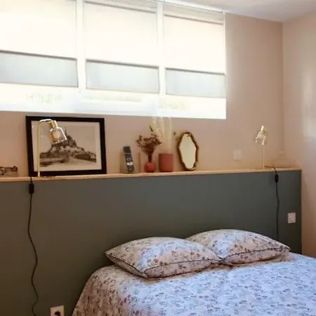 Chambre 2pers Dans 60m2 * Viré